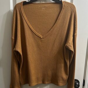 American Eagle Outfitters Mustard Long Sleeve Thermal Tee